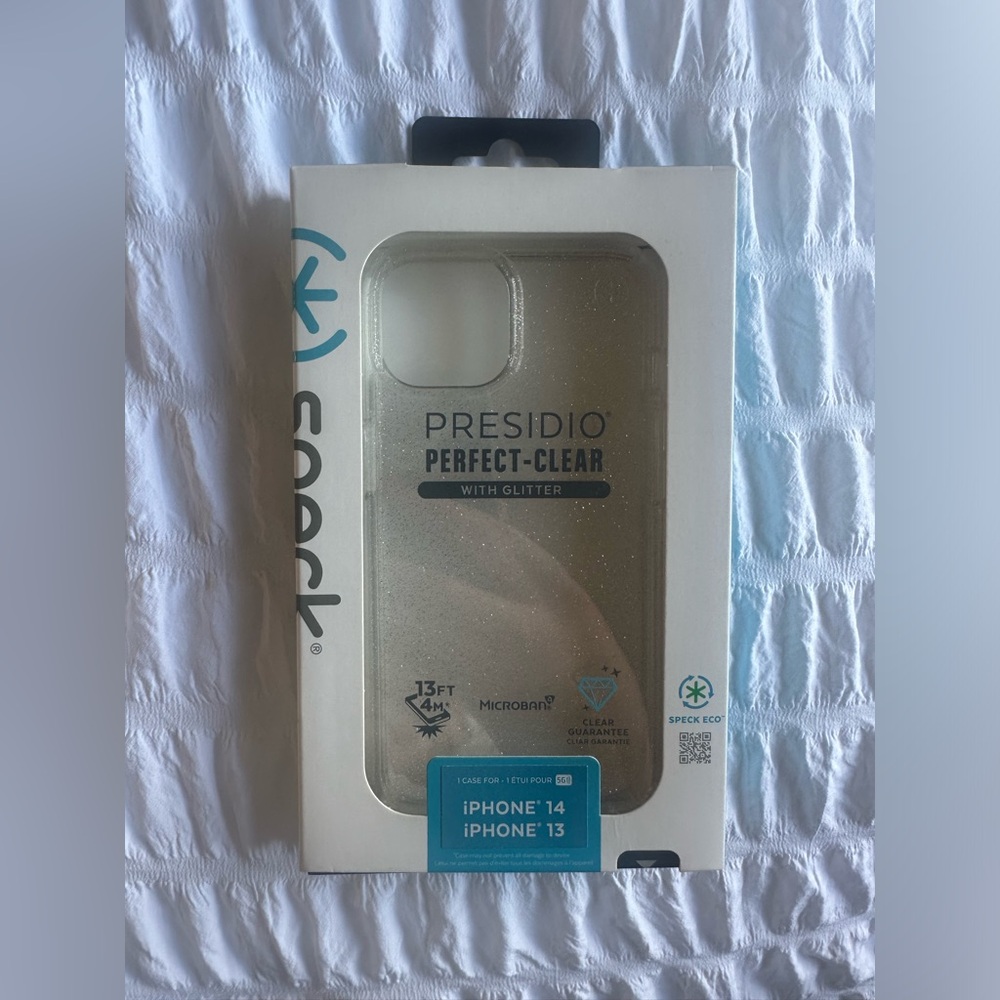 NWT Speck Perfect-Clear with Glitter iPhone 13 & 14